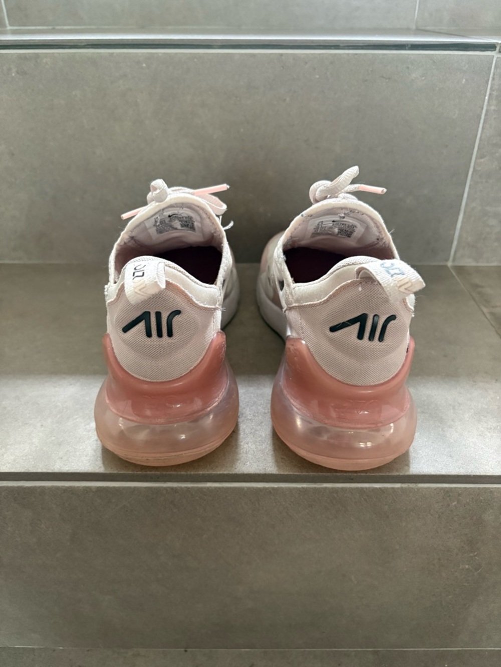 Nike Women’s Air Max 270 Soft Pink Sneakers Size 6.5 US - Picture 5 of 8